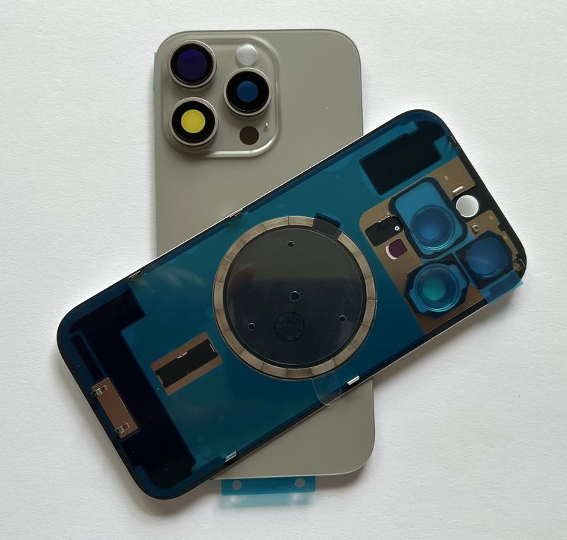 Tylna klapka  iPhone 16 Pro Max  Natural Titan Szara+Magnesy+Szkiełka Jakość PREMIUM Jedna-Część !