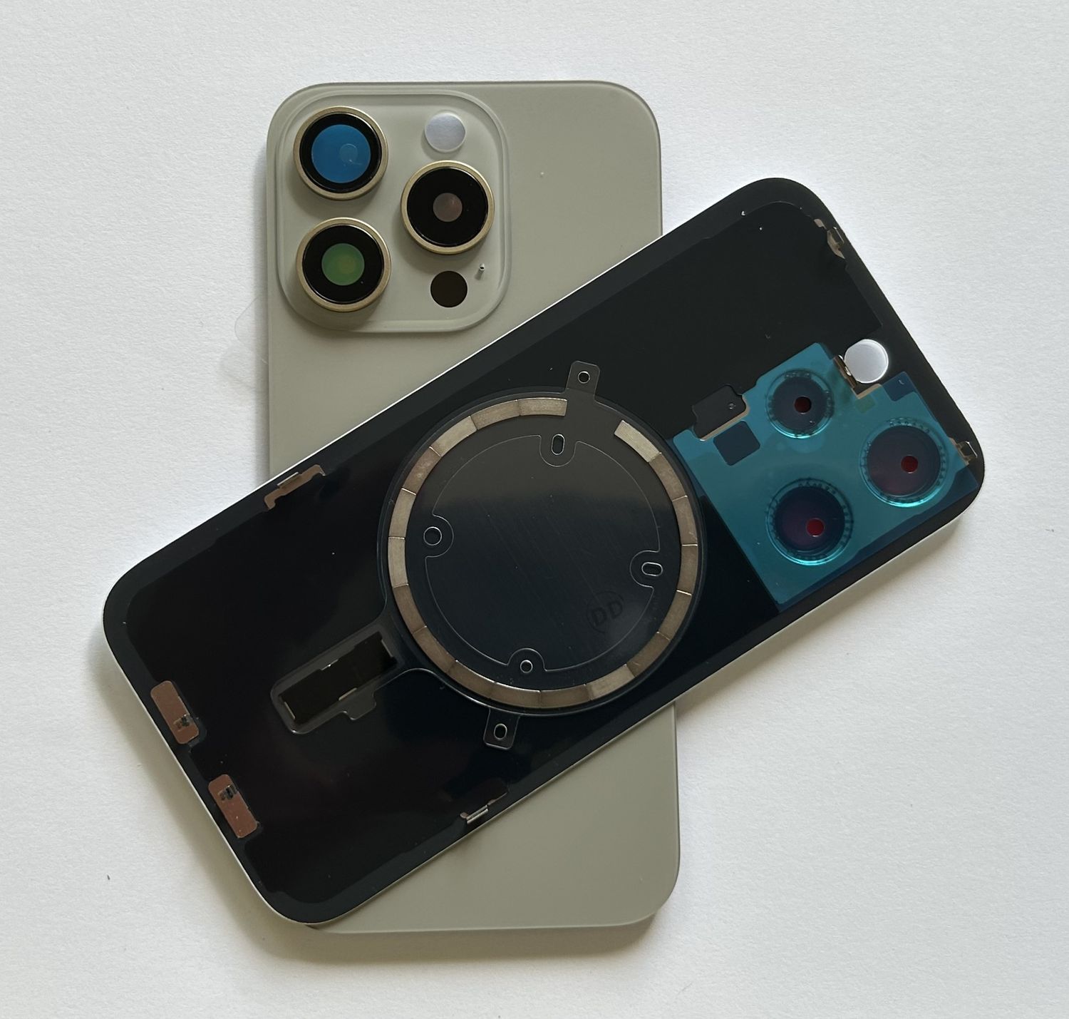 Tylna klapka  iPhone 15 Pro Max Szara Titan+Magnesy+Szkiełka