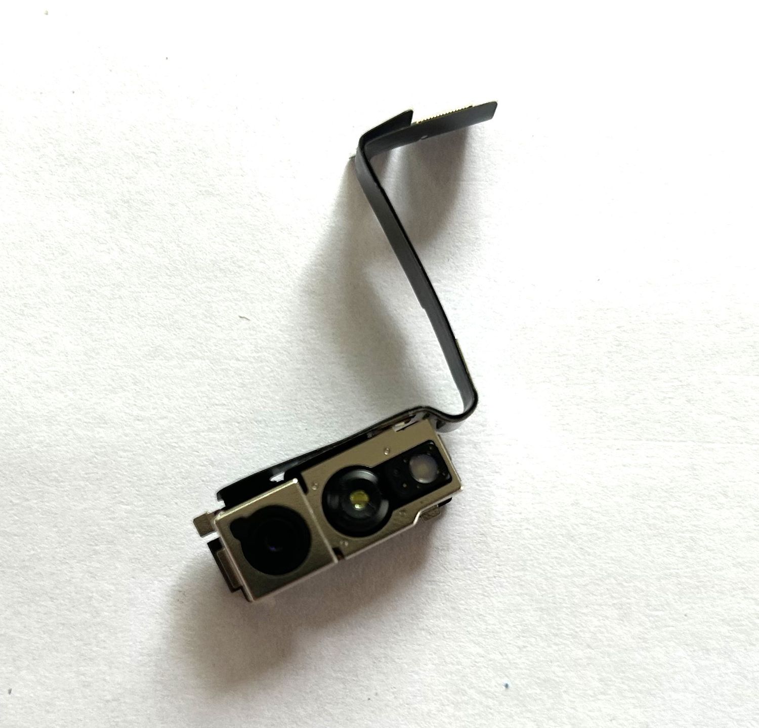 Przednia kamera  iPhone 16 Pro