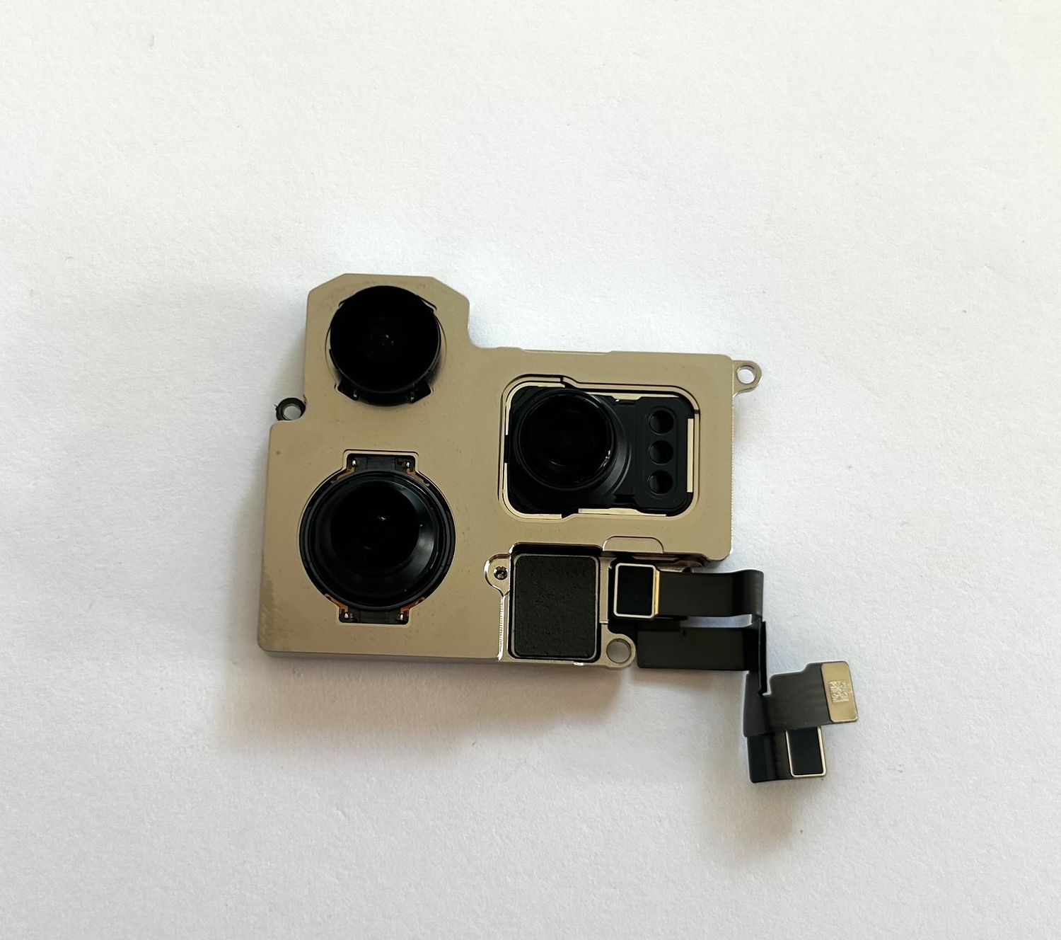 Tylna kamera  iPhone 16 Pro