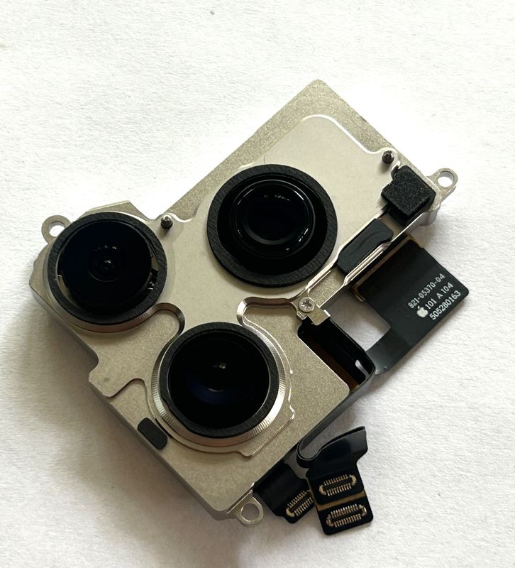 Tylna kamera  iPhone 17 Pro