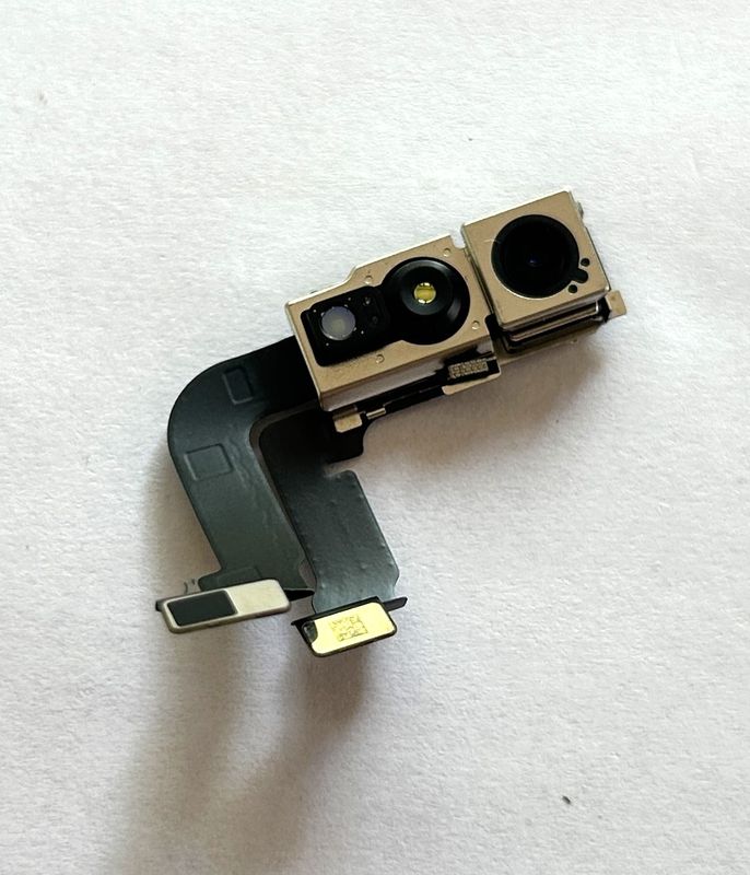 Przednia kamera  iPhone 15 Pro