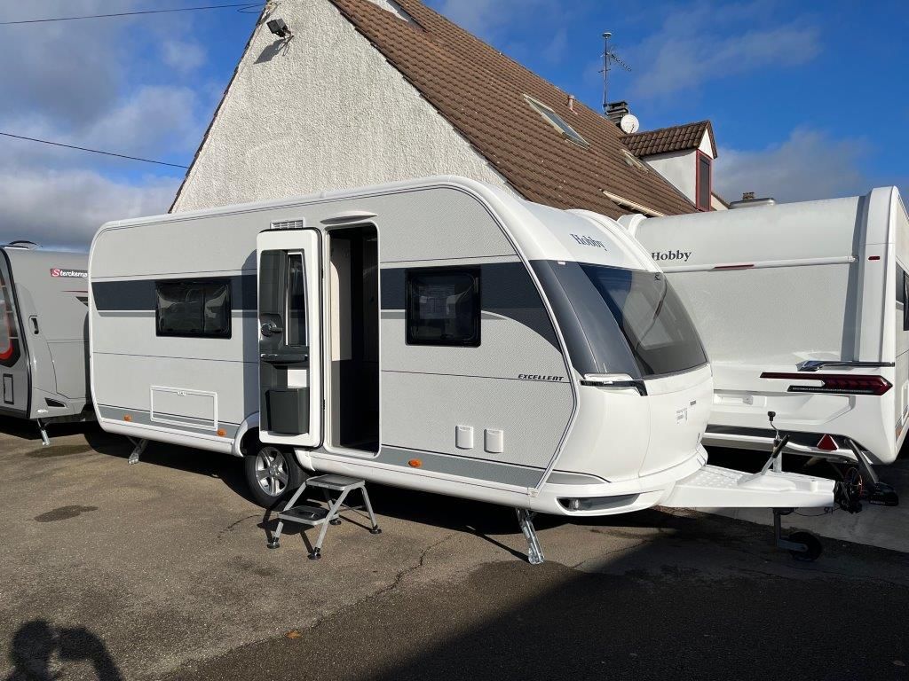 Caravane hobby 540 wfu excellent (salon et un lit latéral et grande douche 2024 )