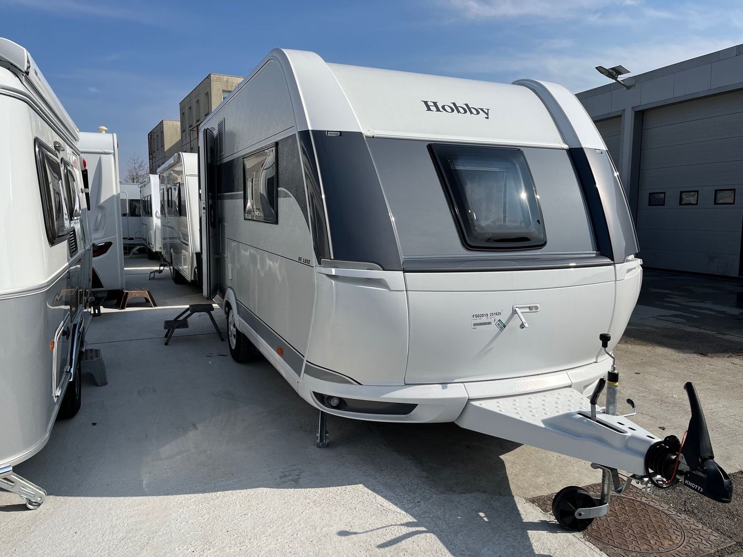 HOBBY 460 SFF  DE LUXE 2025