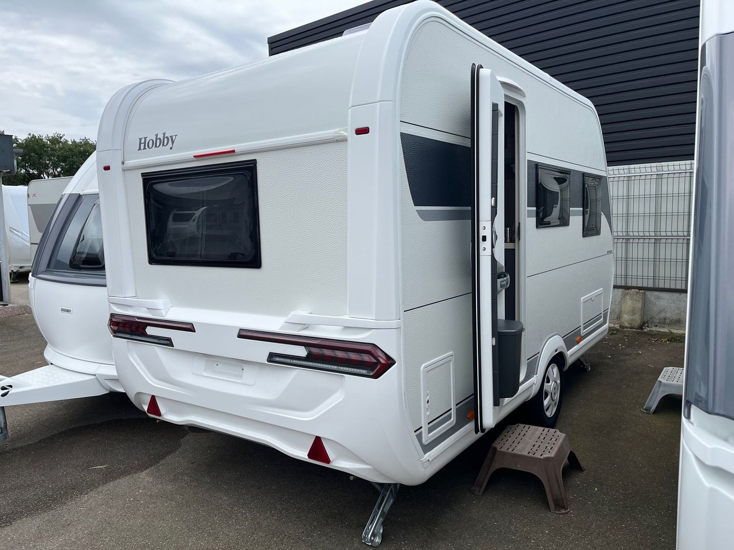 HOBBY 390 SF DE LUXE