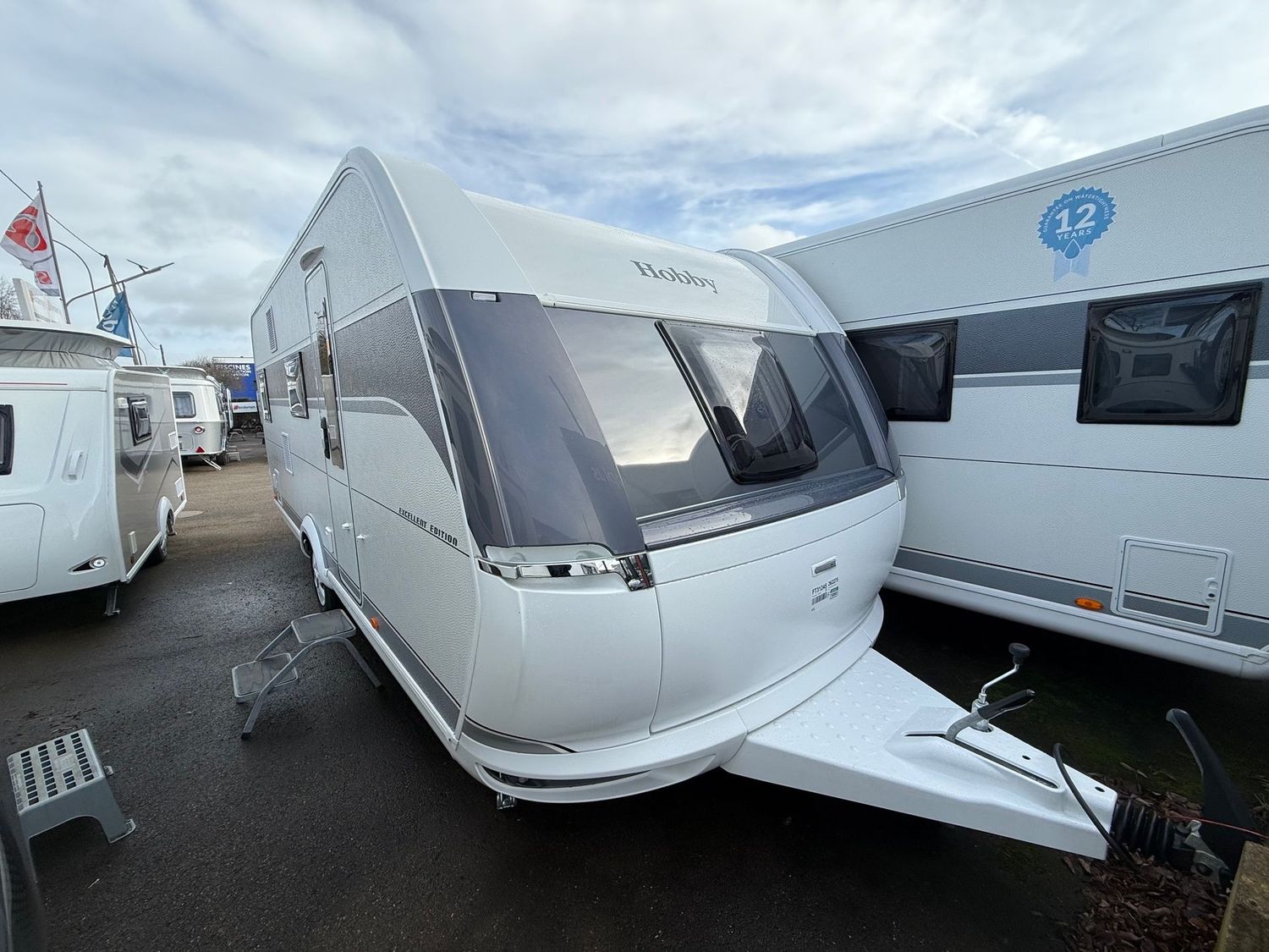 HOBBY 545 KMF EXCELLENT EDITION 2026 39 760€ HOBBY 545 KMF EXCELLENT EDITION 2026 39 760€