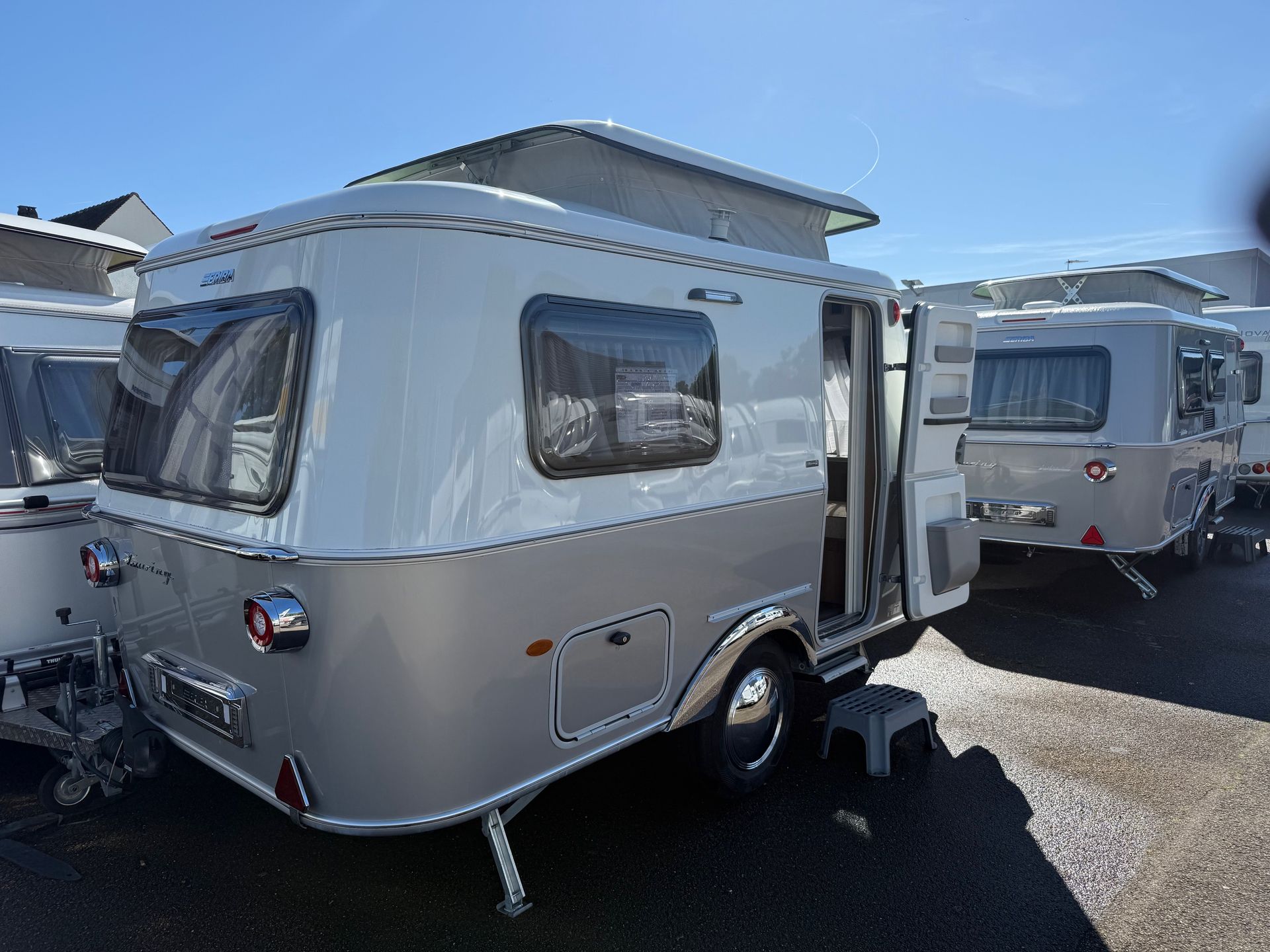 ERIBA TOURING 310 22 990€ A SAISIR