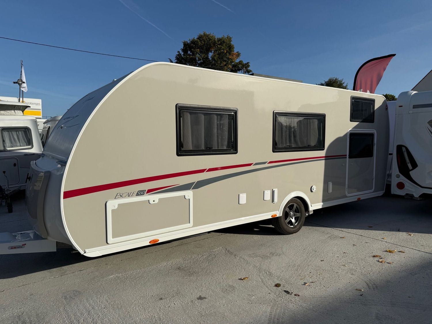 CARAVANE LAMANCELLE 560 CE ESCALE 33 490€ CARAVANE LAMANCELLE 560 CE ESCALE 33 490€