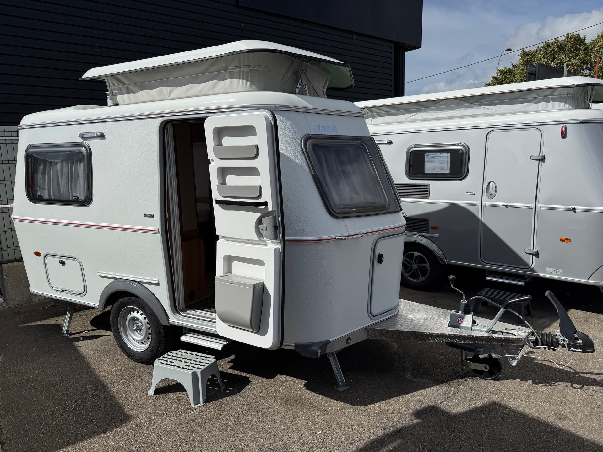 ERIBA TOURING 310 A SAISIR 20 490€