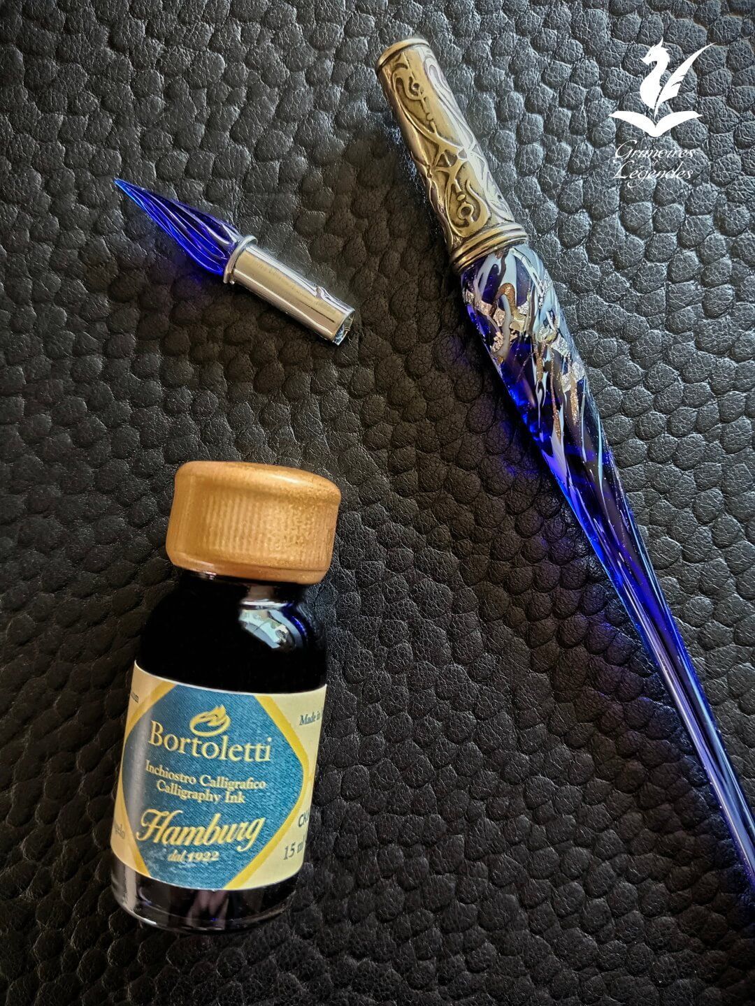 Plume en Verre Bleu Plume en Verre Bleu