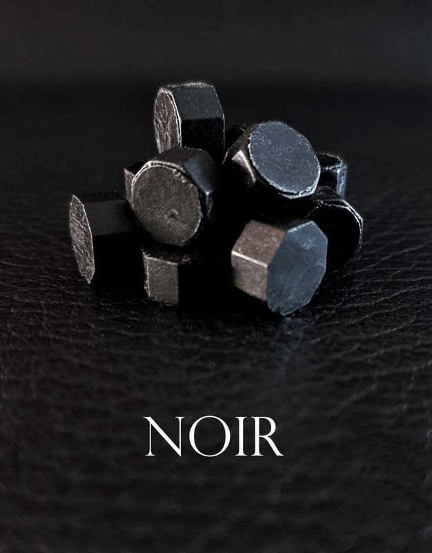 Pastilles de Cire Noire