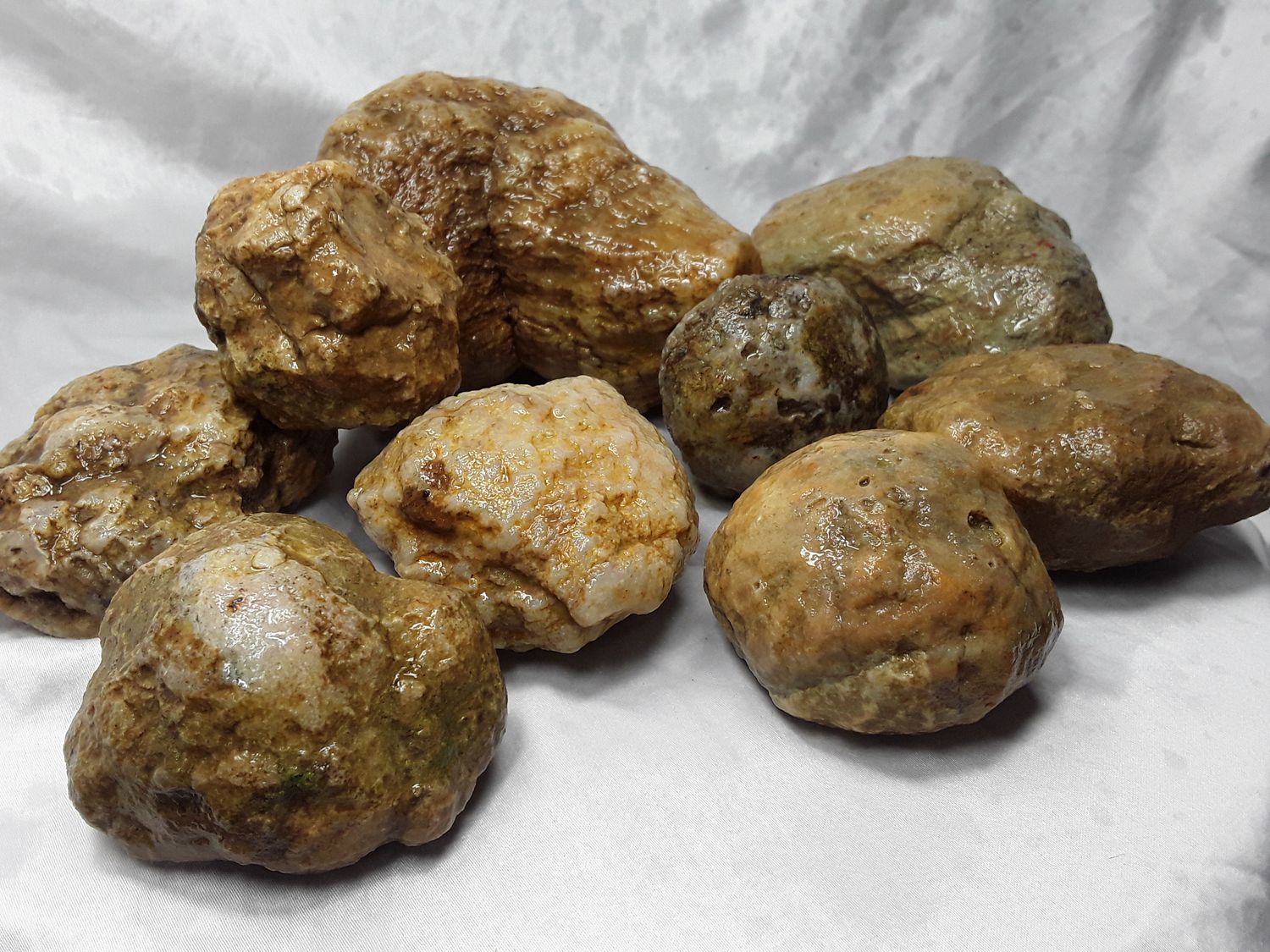 Kentucky Whole Geodes By The Pound Personalized Orders, You Approve Before I Ship It, Customer Satisfaction Guaranteed