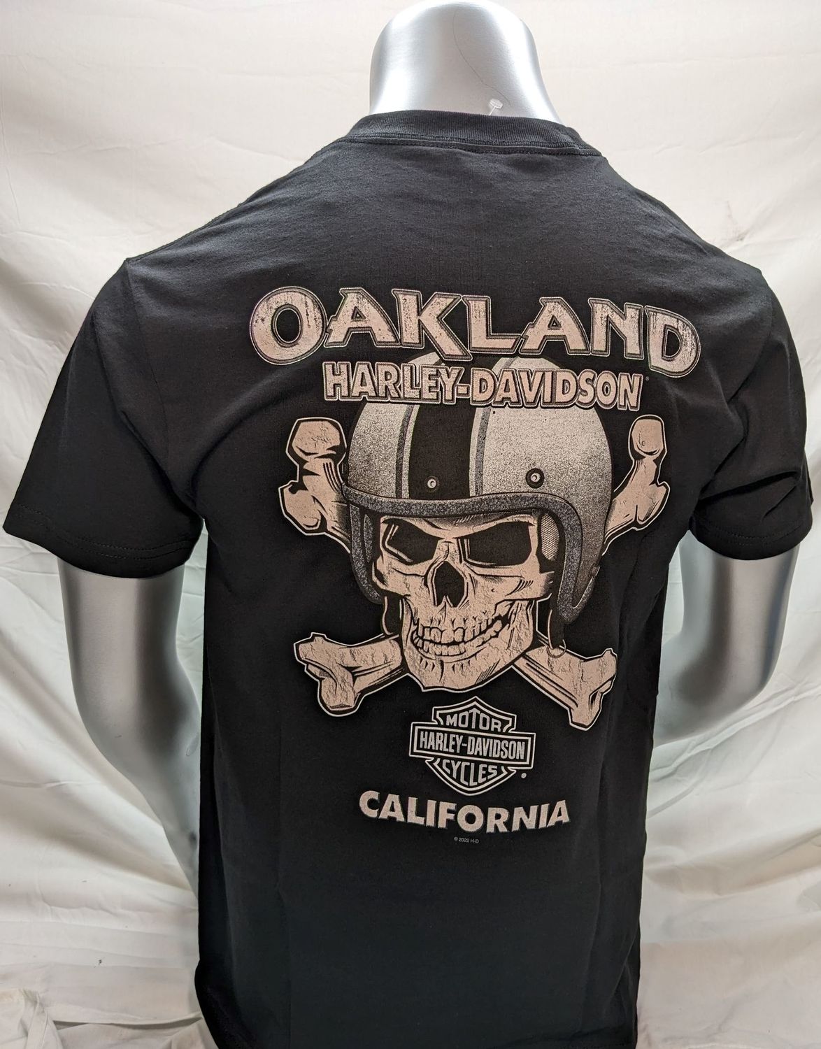 OAKLAND HARLEY-DAVIDSON SKULL HELMET S/S TSHIRT