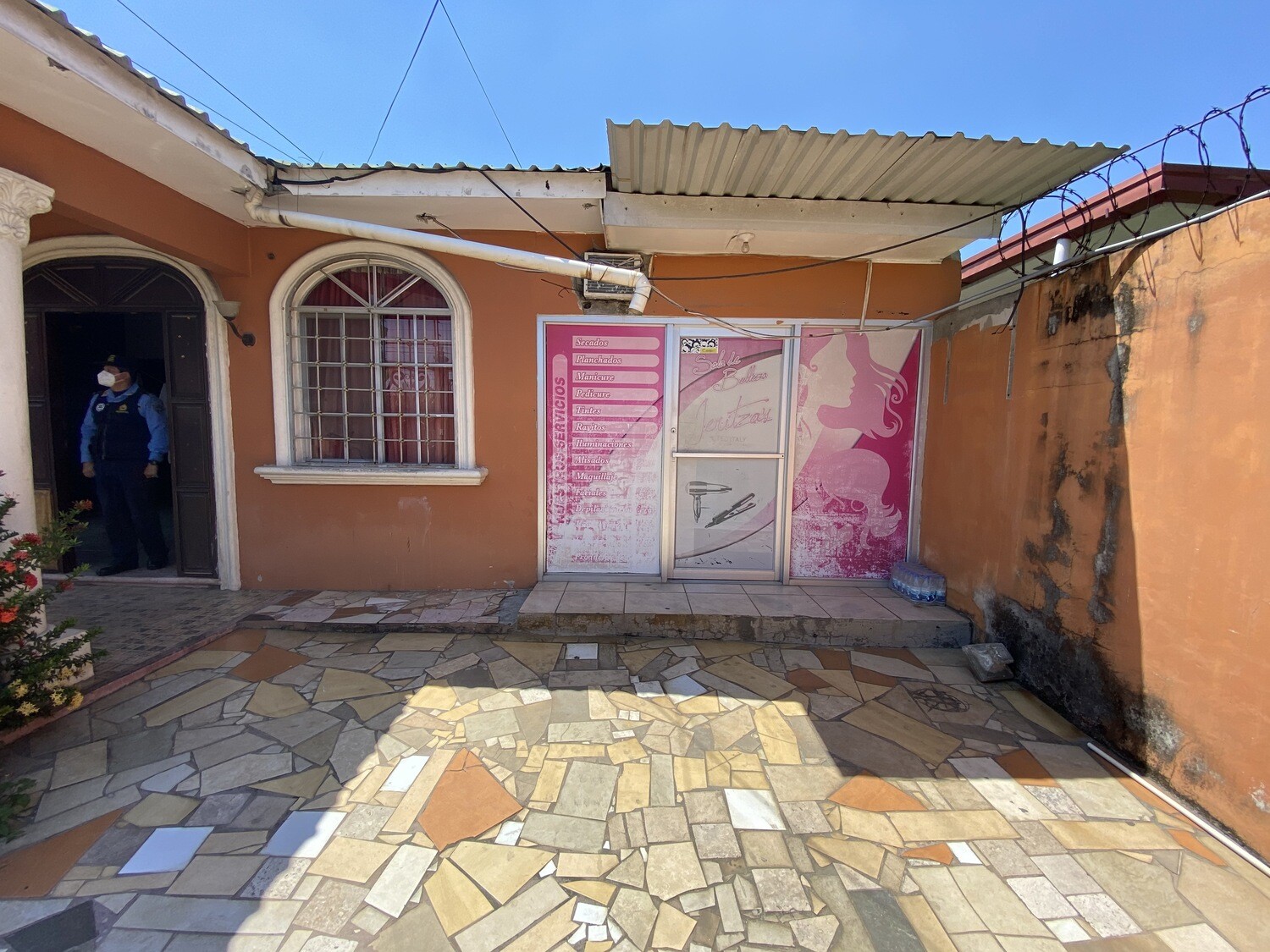LOTE 961: INMUEBLE DE USO RESIDENCIAL UBICADO EN LA COLONIA ROBERTO DE SULA, AVENIDA PANAMA, SAN PEDRO SULA, CORTES