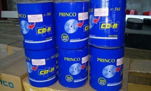 LOTE (677): LOTE DE 21,200 DISCOS CD-R 80 MIN/700 MB MARCA PRINCO