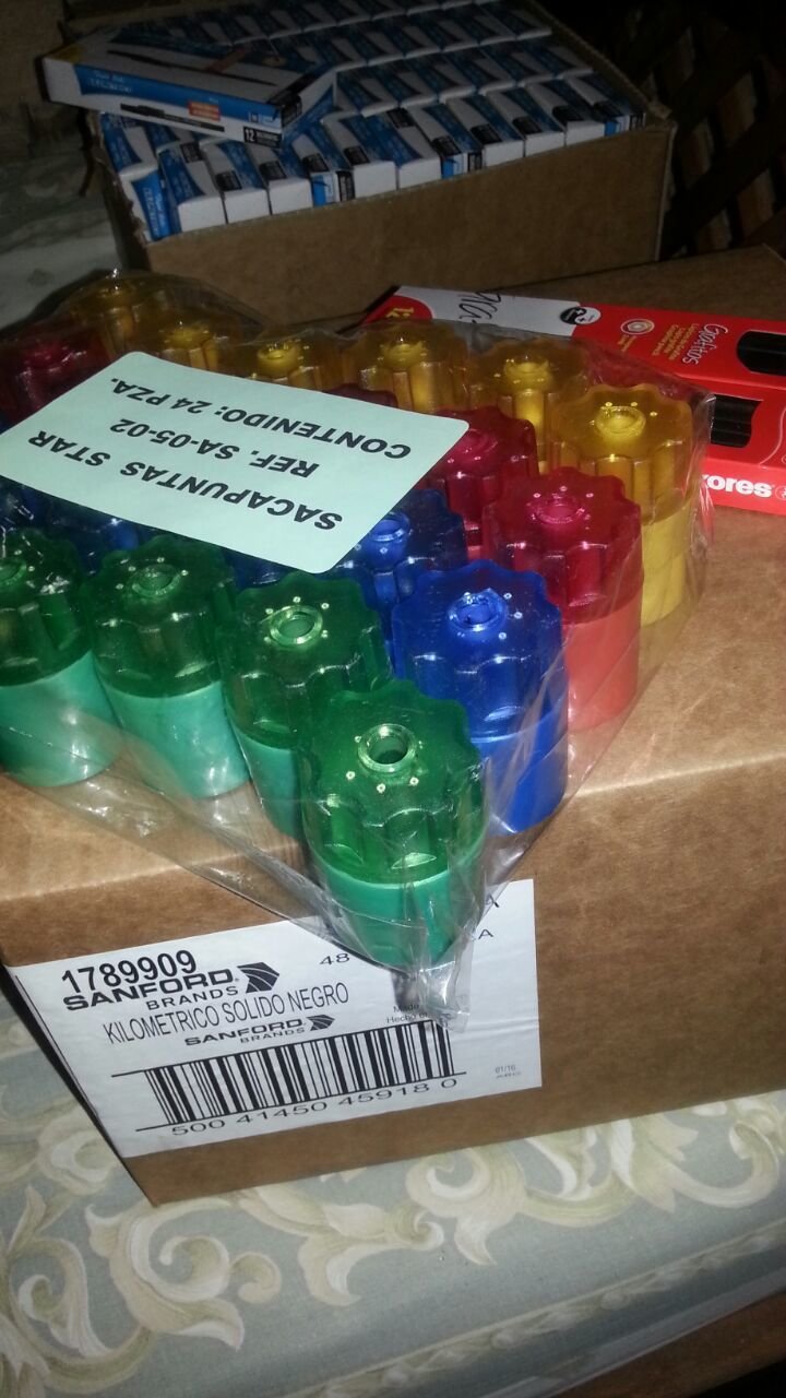 Sacapunta plastico con deposito