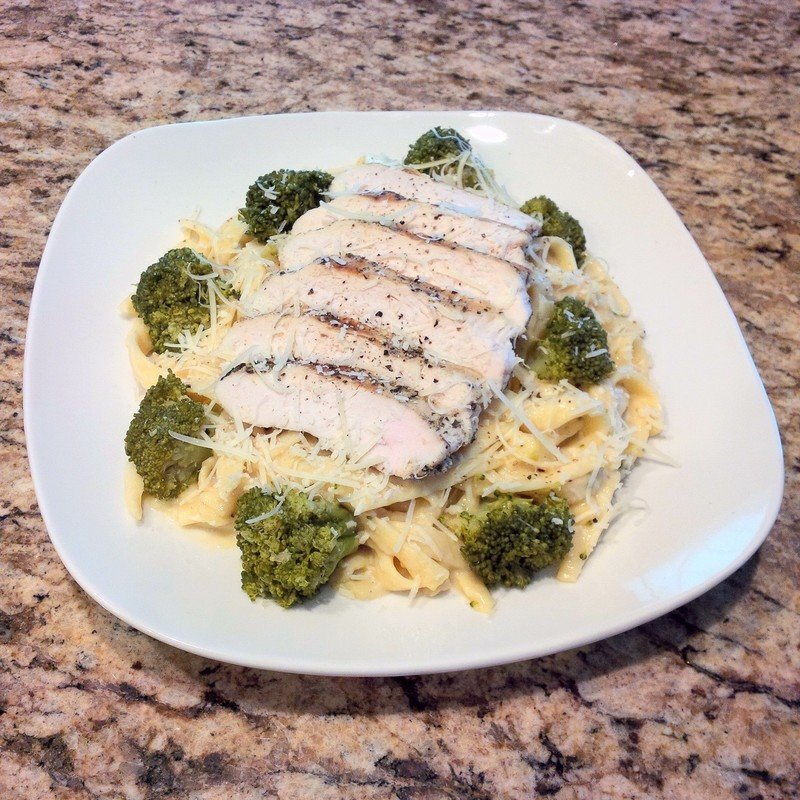 Chicken &amp; Broccoli Alfredo