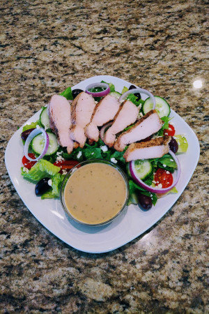 Classic Greek Salad with Chicken