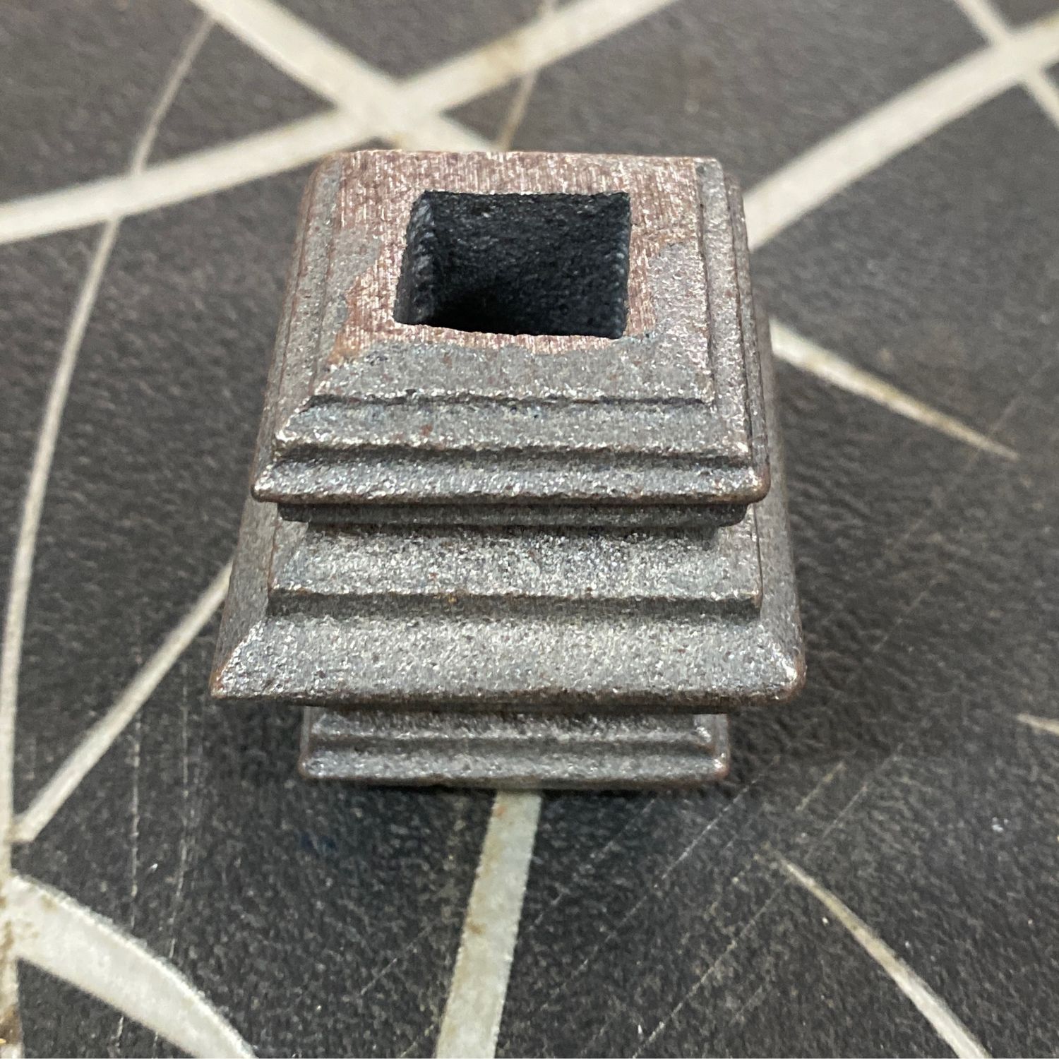 Gate pattern for 1/2” solid square