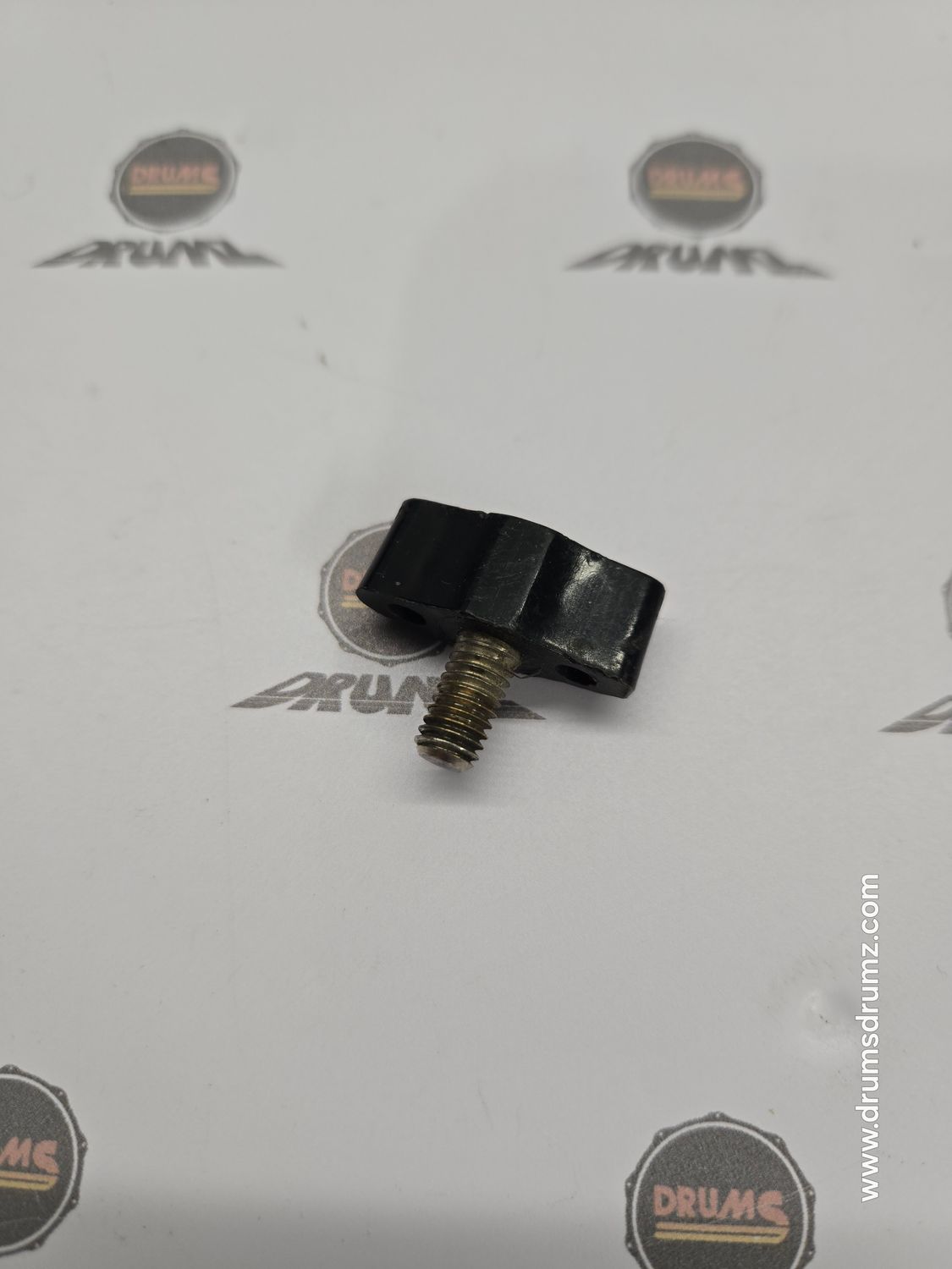 SONOR Teardrop plastic wing screw, M6, short