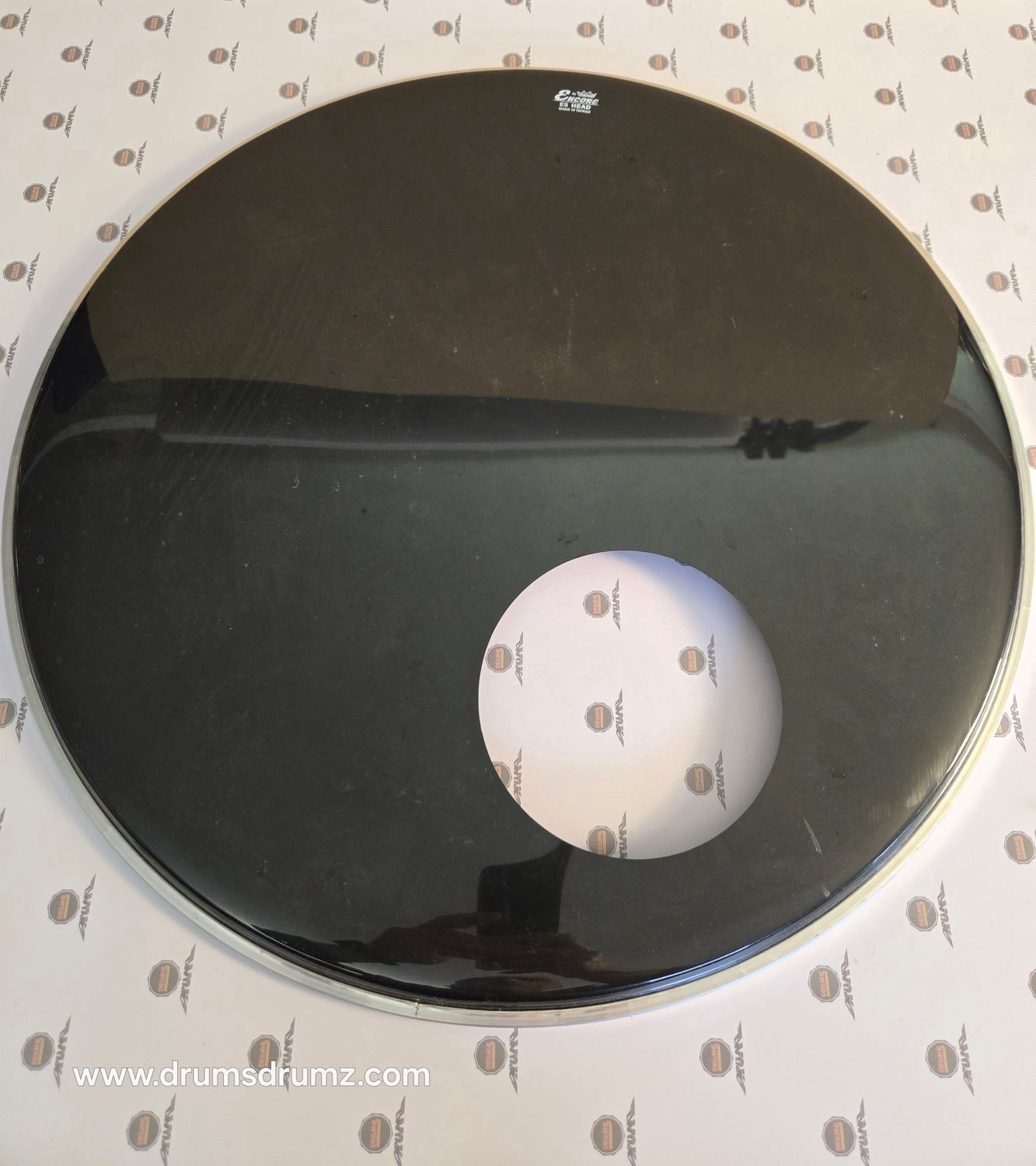 REMO Encore 22&quot; Bass Drum head, Black, used