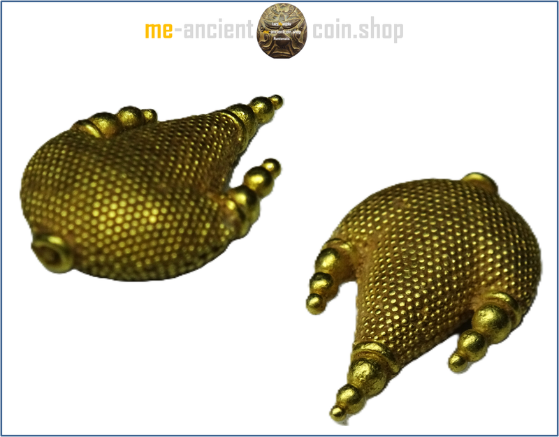 Mesopotamia​, Parthian gold jewelry (2nd–1st century BC)​ in shape of a "three lobed wineskin" covered with granuation