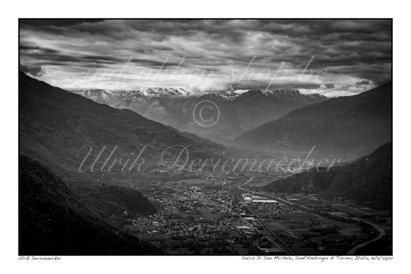 2022-11-13-0047 - Italië, Sant'Ambrogio di Torino - 3x2 groot 2022-11-13-0047 - Italië, Sant'Ambrogio di Torino - 3x2 groot