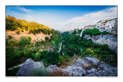 2024-08-04-0113 - Italie, Ronciglione - 3x2 grand