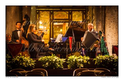 2010-04-13-0219 - Italy, Venice - 3x2 big