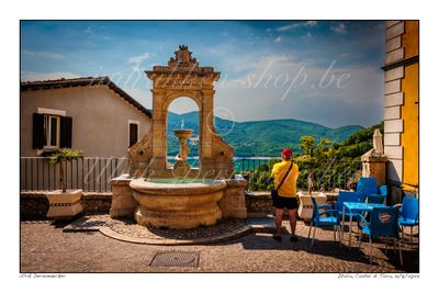 2025-08-14-0060 - Italië, Castel di Tora - 3x2 groot