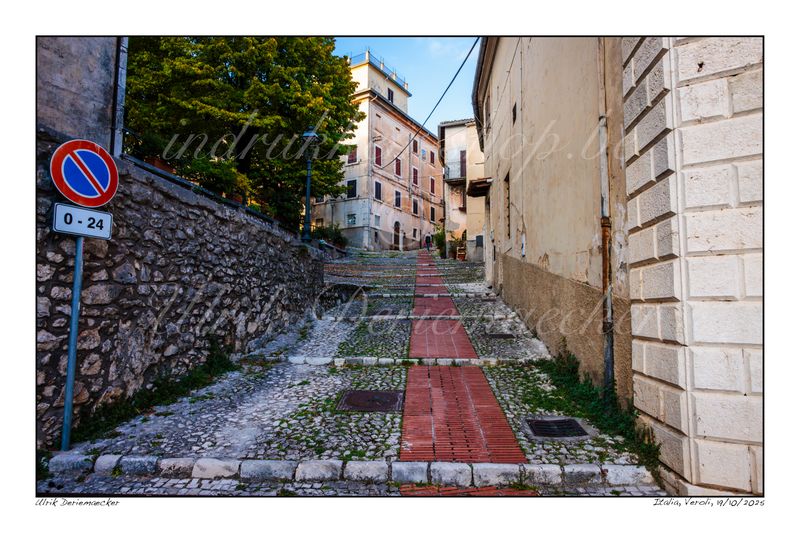 2025-10-19-0070 - Italië, Veroli - 3x2 klein
