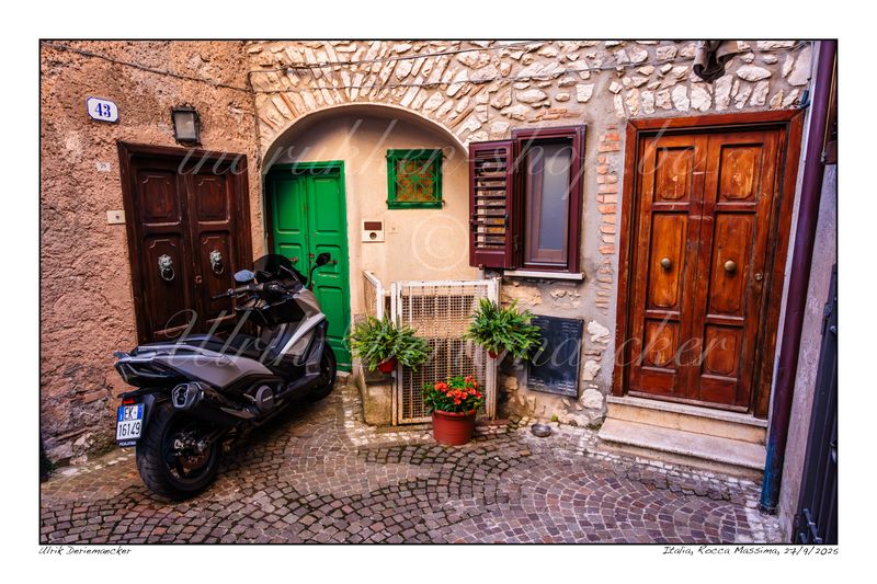 2025-09-27-0075 - Italie, Rocca Massima - 3x2 petit