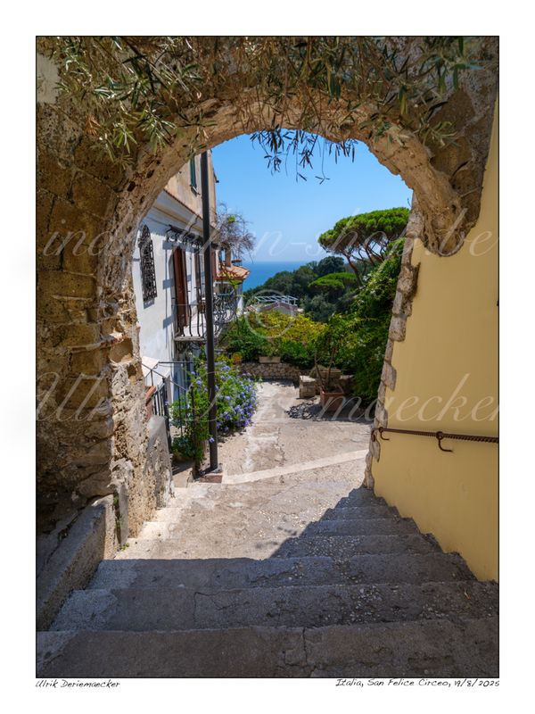 2025-08-19-0017 - Italie, San Felice Circeo - 3x4 petit 2025-08-19-0017 - Italie, San Felice Circeo - 3x4 petit