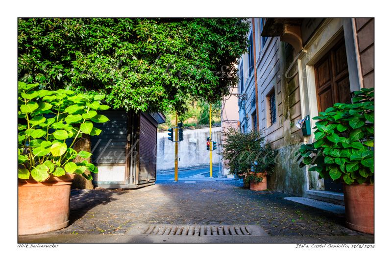2025-08-29-0033 - Italie, Castel Gandolfo - 3x2 petit
