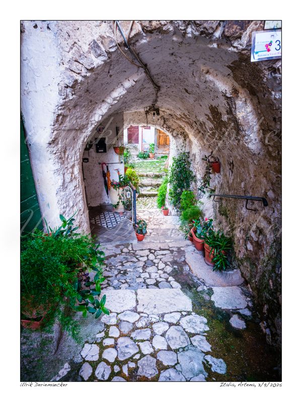 2025-09-03-0072 - Italie, Artena - 3x4 petit