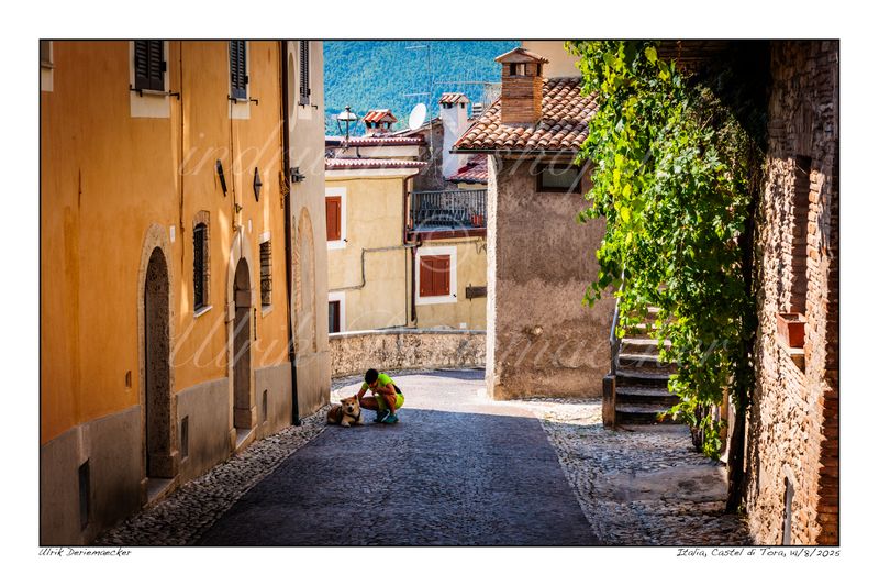 2025-08-14-0072 - Italie, Castel di Tora - 3x2 petit 2025-08-14-0072 - Italie, Castel di Tora - 3x2 petit
