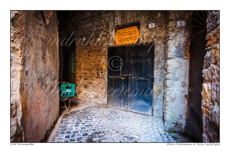 2025-08-26-0019 - Italie, Castelnuovo di Porto - 3x2 petit 2025-08-26-0019 - Italie, Castelnuovo di Porto - 3x2 petit