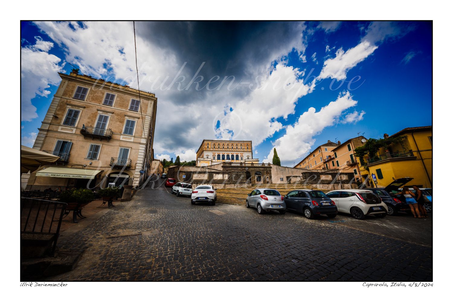 2024-08-04-0066 - Italie, Caprarola - 3x2 petit