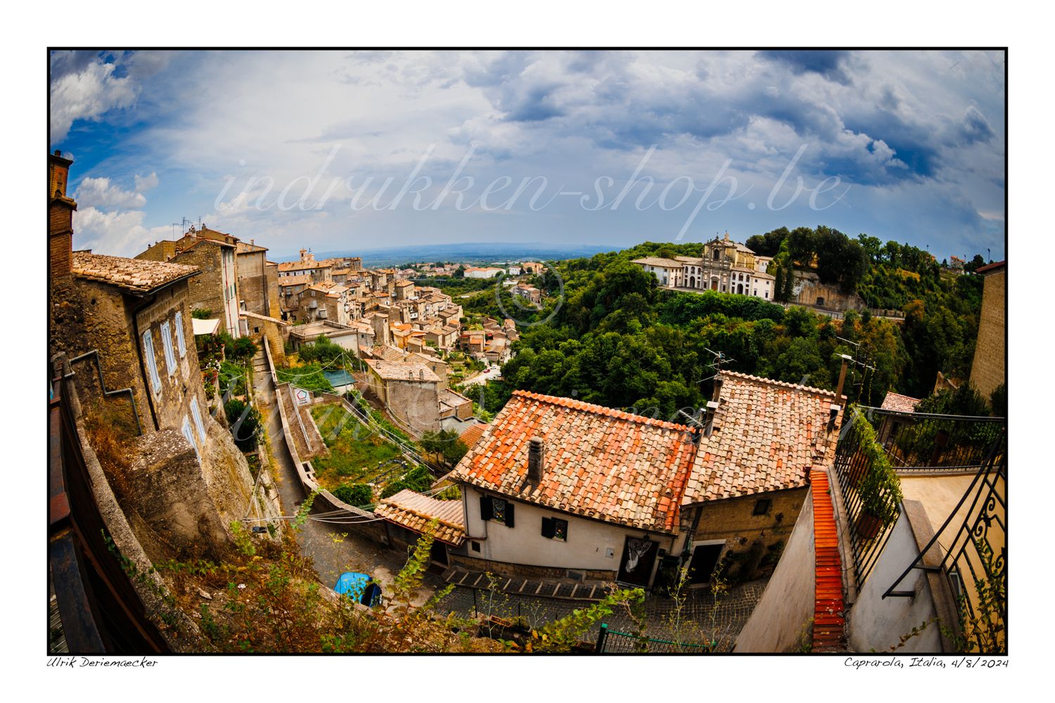 2024-08-04-0098 - Italie, Caprarola - 3x2 petit