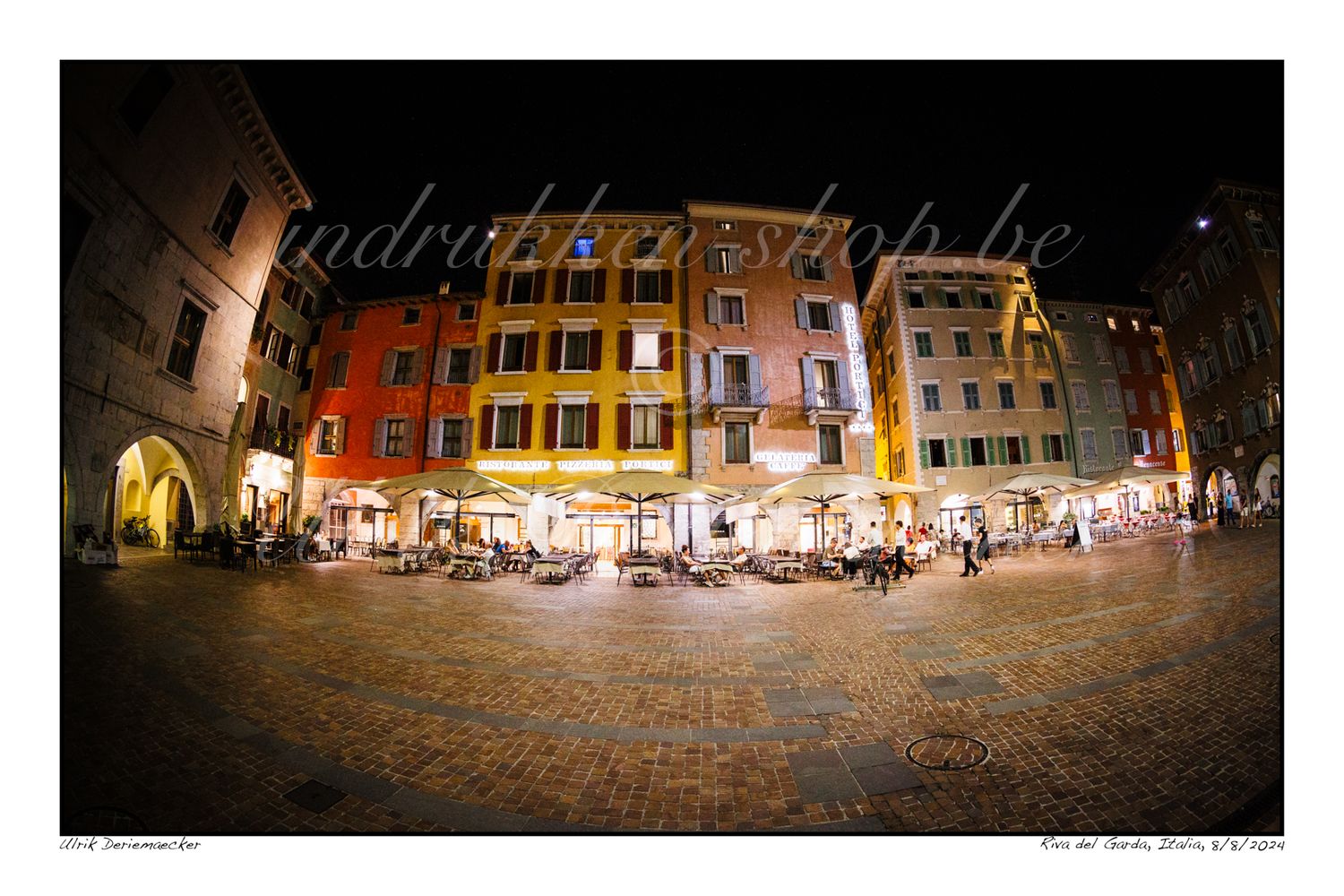 2024-08-08-0260 - Italie, Riva del Garda - 3x2 petit