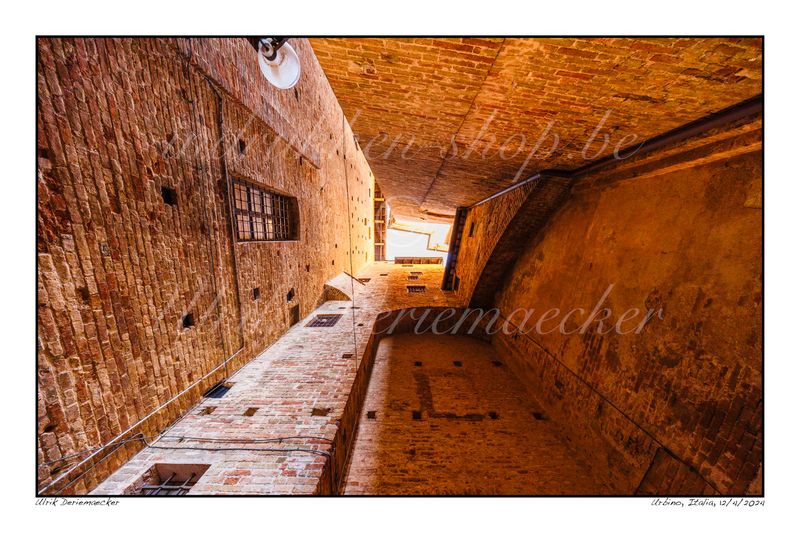 2024-04-12-0071 - Italië, Urbino - 3x2 klein