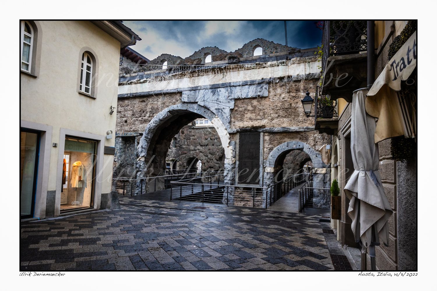 2022-11-14-0035 - Italie, Aoste - 3x2 petit