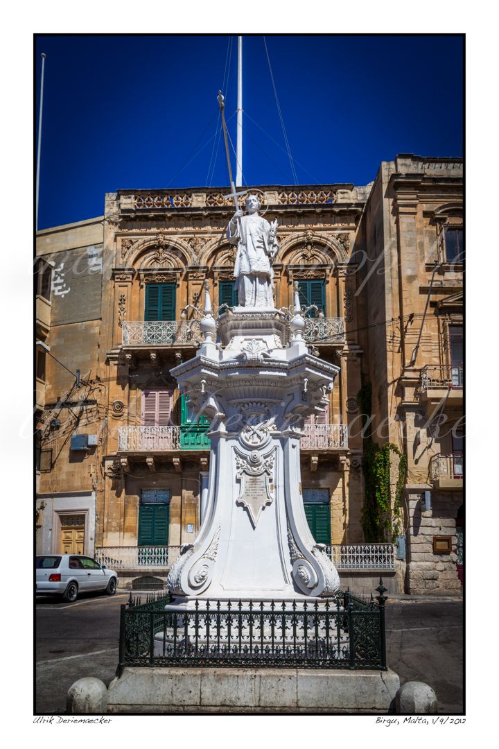 2012-09-01-0058 - Malta, Birgu - 2x3 klein
