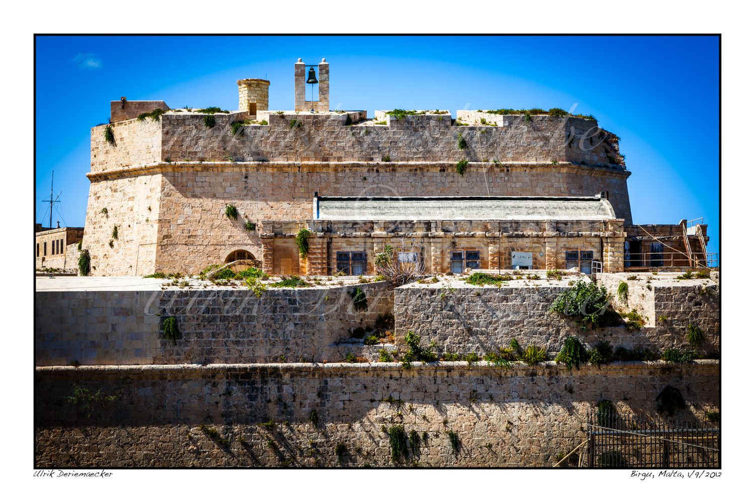 2012-09-01-0065 - Malta, Birgu - 3x2 petit