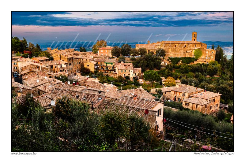 2022-11-10-0137 - Italie, Montalcino - 3x2 petit