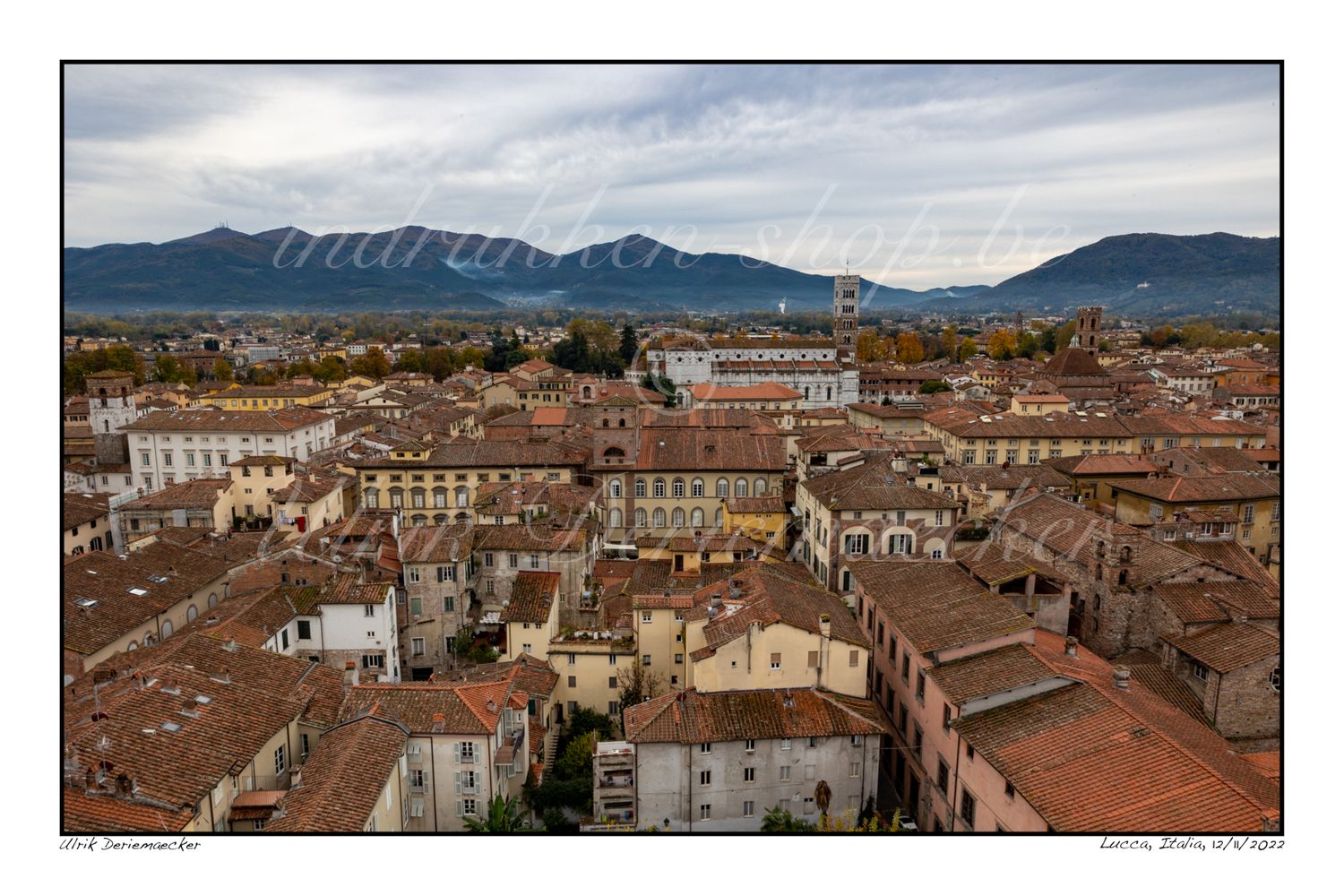 2022-11-12-0018 - Italie, Lucca - 3x2 petit 2022-11-12-0018 - Italie, Lucca - 3x2 petit