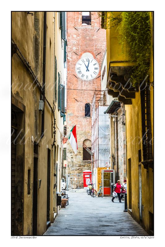 2022-11-12-0011 - Italie, Lucca - 2x3 petit