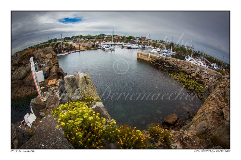 2010-08-20-0073 - Guernesey, Vale - 3x2 petit