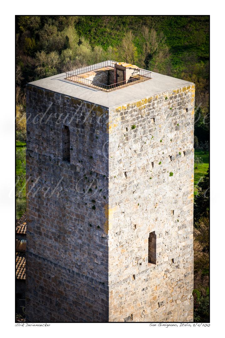 2010-04-09-0126 - Italie, San Gimignano - 2x3 petit