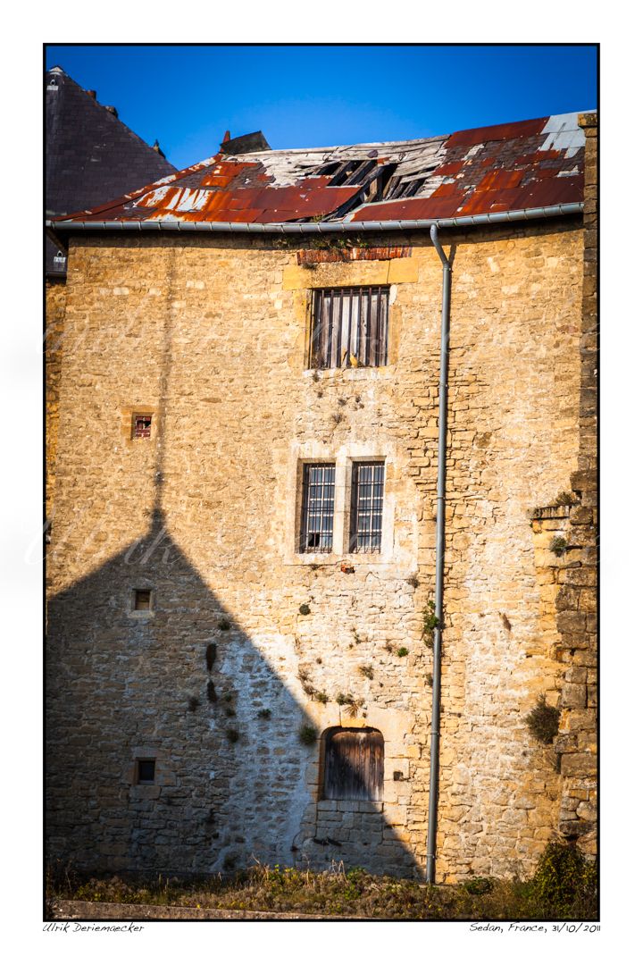 2011-10-31-0023 - France, Sedan - 2x3 petit